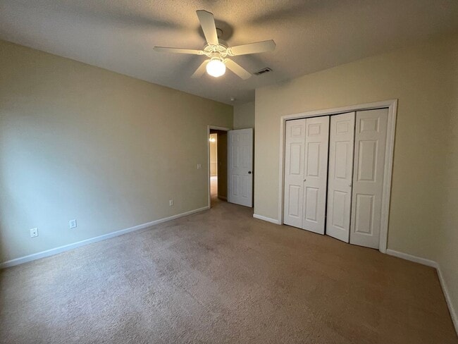 Building Photo - Wakefield - One Story Townhome!