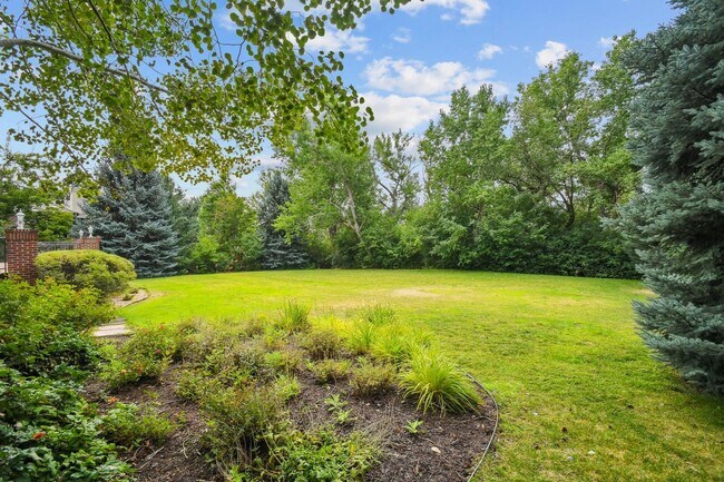 Building Photo - Stunning Cherry Hills Luxury Rental | 5bd/...
