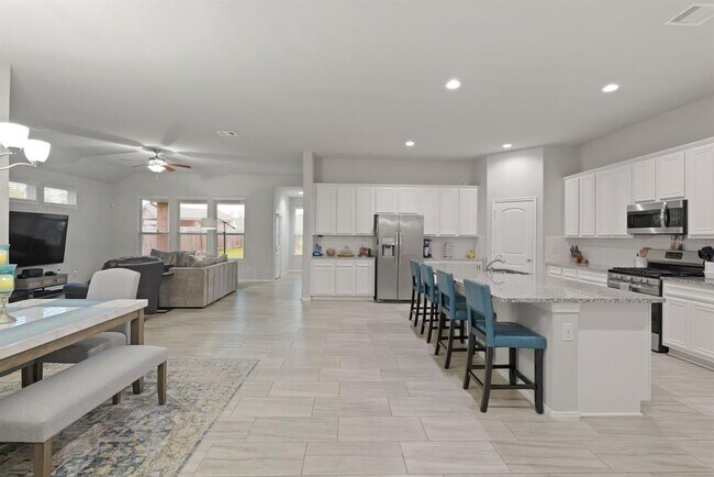 Building Photo - 18018 Svensson Slade Ln