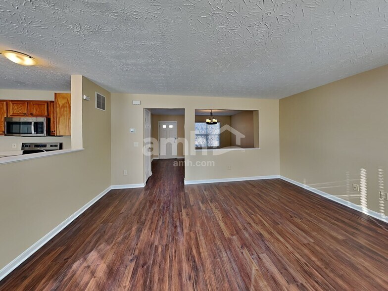 Building Photo - 6540 Black Forest Ct