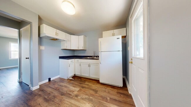 Building Photo - Cute Single story ranch with basement, 1 c...