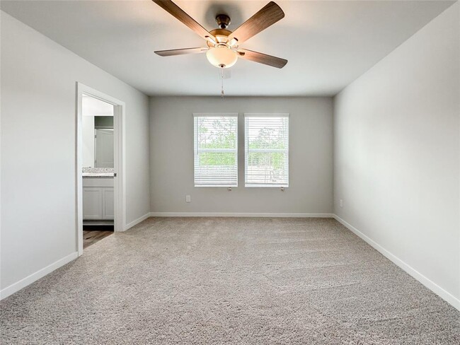 Building Photo - 7806 Alset Dr