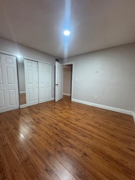 Building Photo - 6080 Forest Hill Blvd