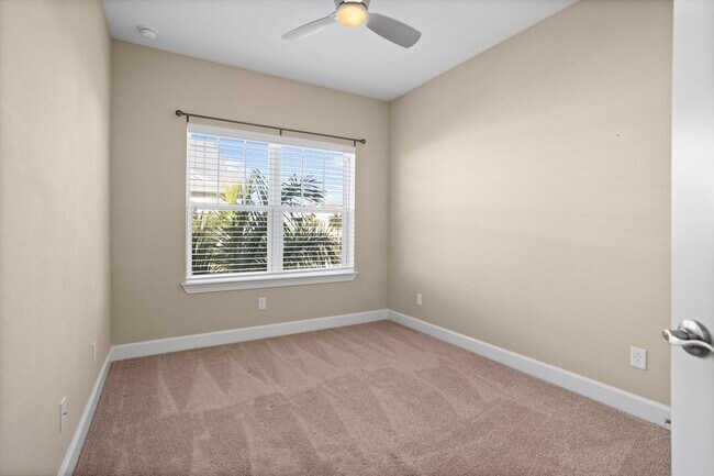 Building Photo - 5912 Anchorage Way S