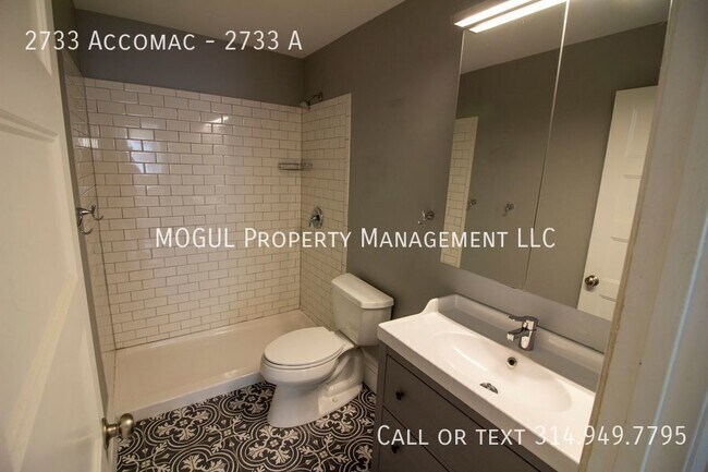 Building Photo - 2733 Accomac-2733 A