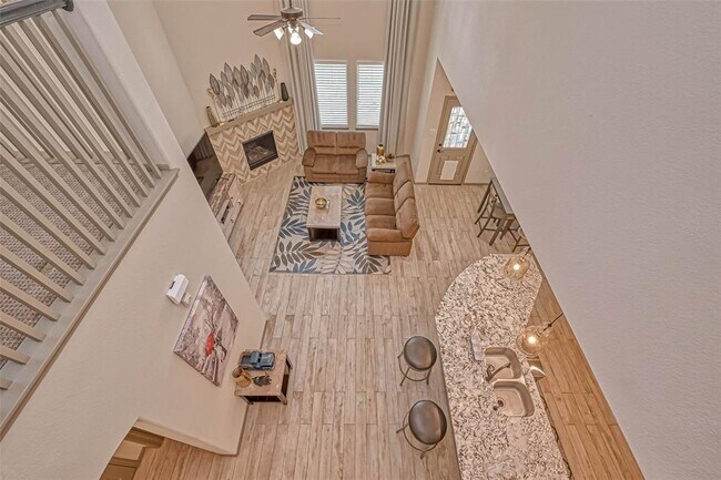 Building Photo - 127 Teralyn Grv Lp
