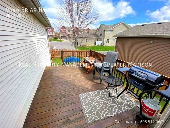 Building Photo - 9446 Briar Haven Dr