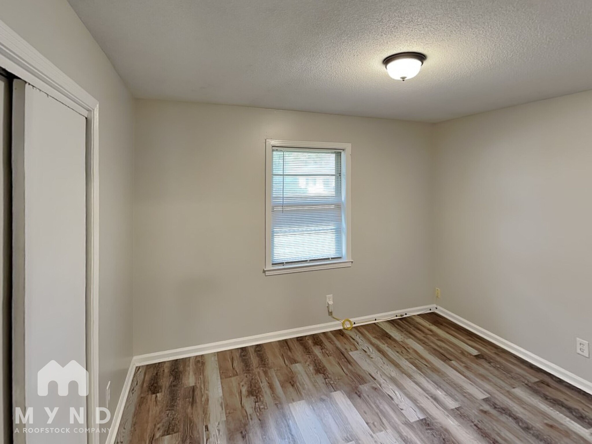 Building Photo - 5160 Rolling Meadows Dr