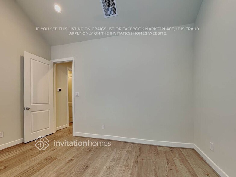 Building Photo - 706 Wilshire Brook Ln