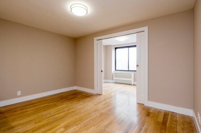 Interior Photo - 792 Columbus Avenue