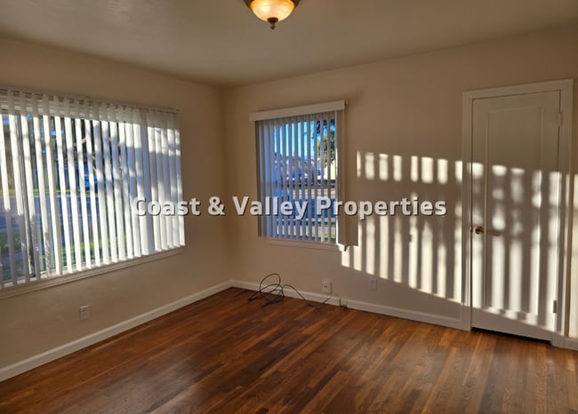 Building Photo - South Salinas HOME for RENT!!!