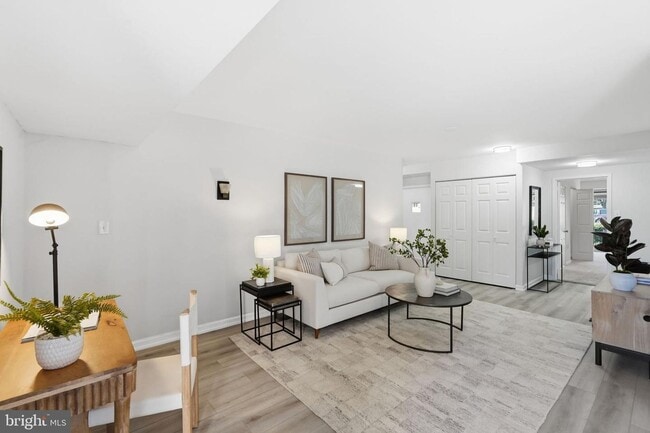 Building Photo - Welcome to this rarely available and beautifully updated ground-level condo offering the perfect ...