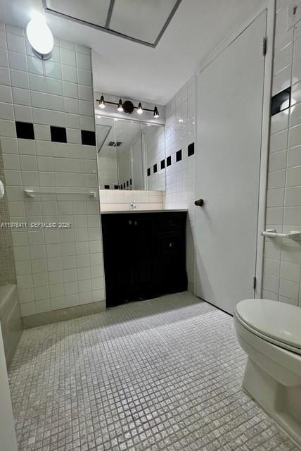 Building Photo - 3101 Oakland Shores Dr