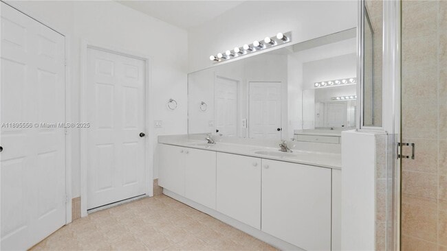 Building Photo - 17994 NW 87th Pl