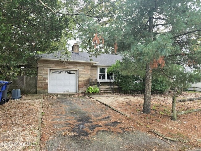 Primary Photo - 297 Cambourne Dr
