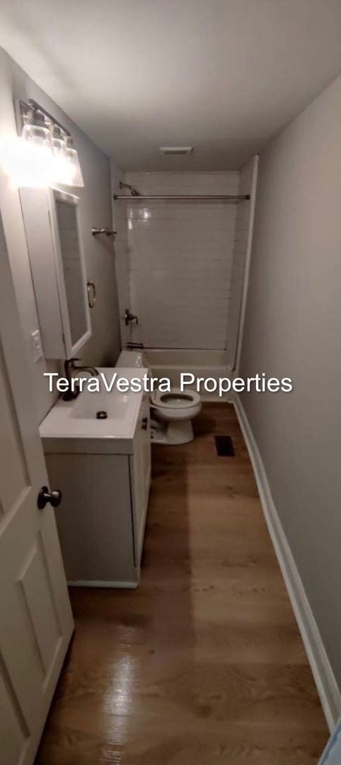 Building Photo - 411 Market St