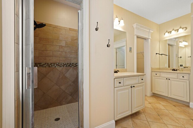 Building Photo - 3 Bedroom Dunham Marsh Beauty with Outdoor Fireplace and Resort-Style Community Amenities
