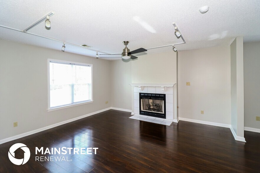 Building Photo - 1656 Sorghum Mill Dr