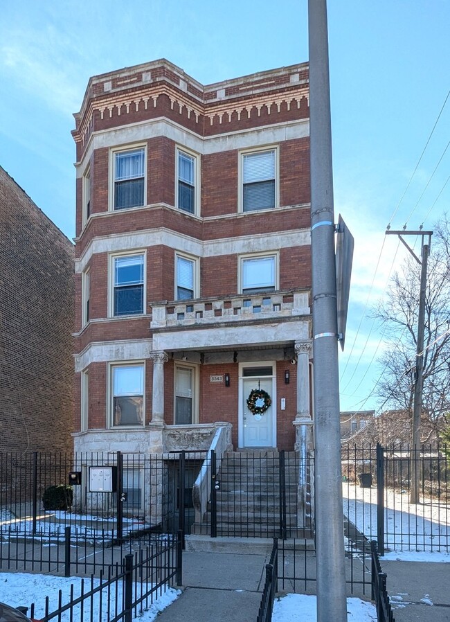 Primary Photo - 3543 W 12th Pl