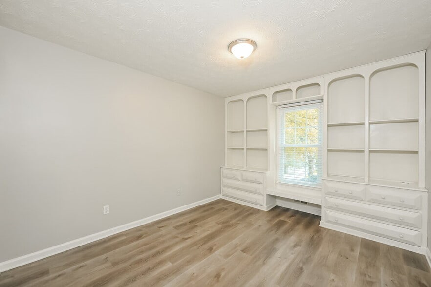 Building Photo - 1265 Grayland Hills Dr