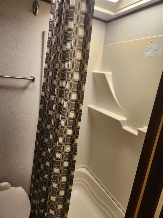 Building Photo - 315 Fairplay Rd