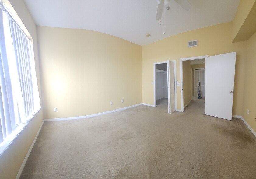 Building Photo - 4209 Woodstorks Walk Way