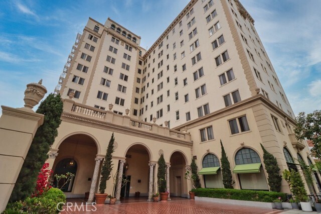 Building Photo - 315 W 3rd St