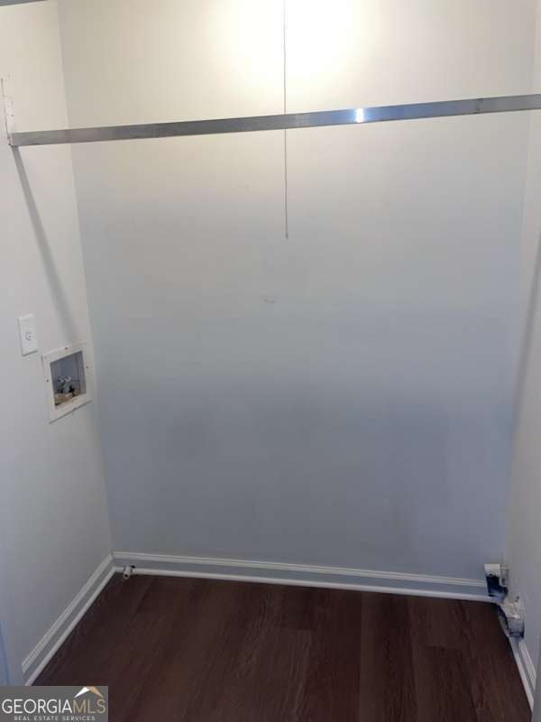 Building Photo - 8511 Pineland Dr