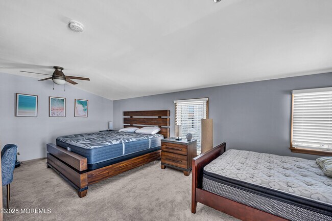 Building Photo - 15 E Tuna Way