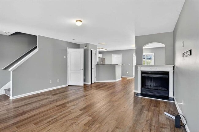 Building Photo - 3449 Parc Dr SW