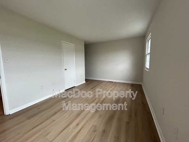 Building Photo - 2538 Sedgewick Pl