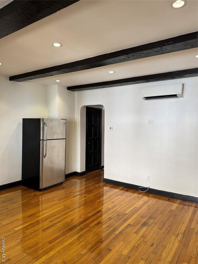 Building Photo - 29-07 159th St