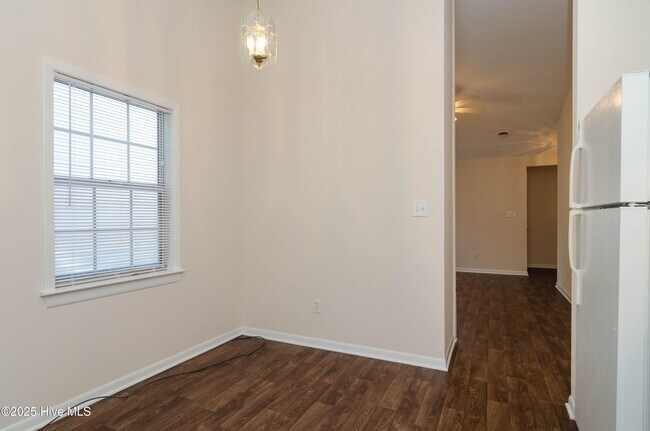 Building Photo - 4110 Bear Ct