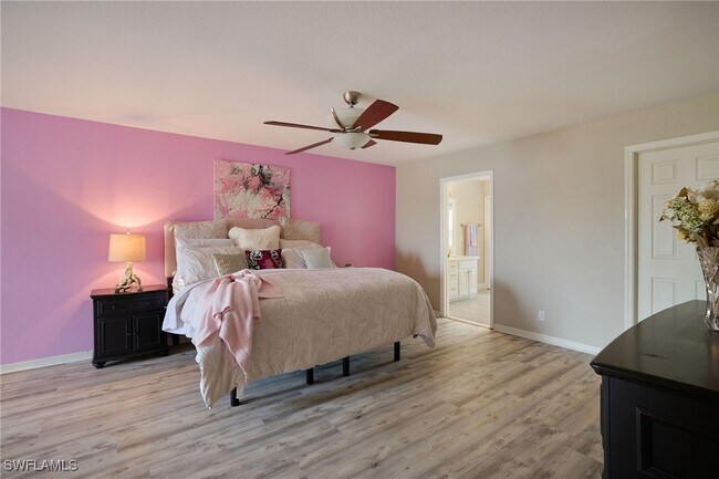 Building Photo - 2059 Willow Branch Dr