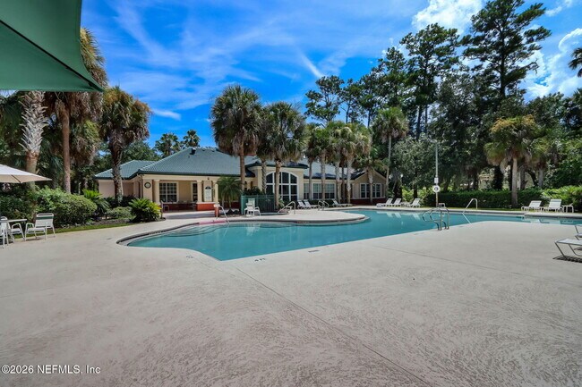 Building Photo - 170 Veracruz Dr