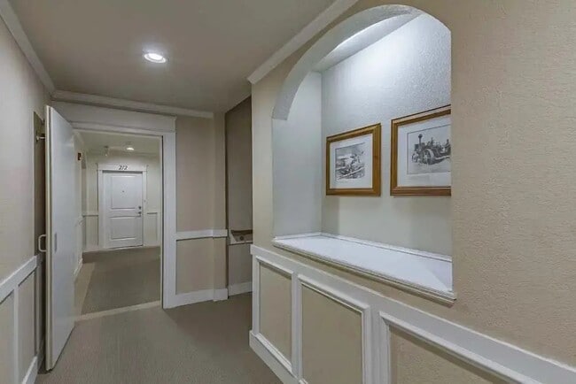 Building Photo - 312 Court St