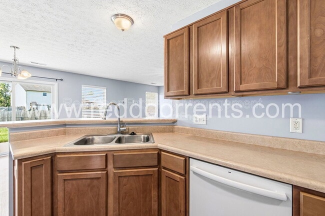 Building Photo - 7217 Burlat Ln