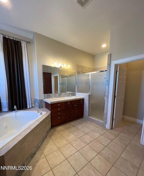 Building Photo - 2810 Halo Dr