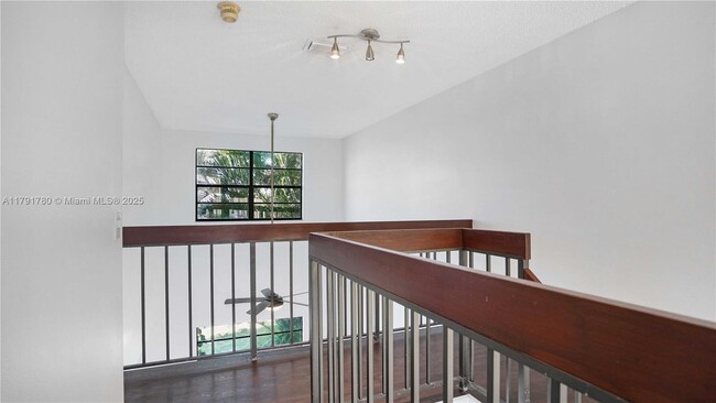 Building Photo - 341 Ives Dairy Rd