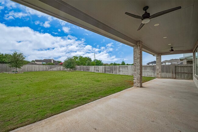 Building Photo - 1322 McMurtry Ridge Dr