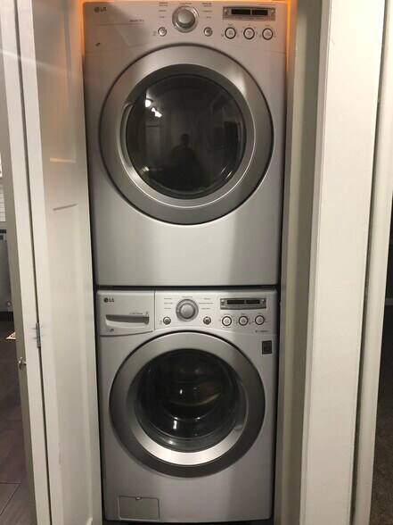 Building Photo - 132 W 1500 S