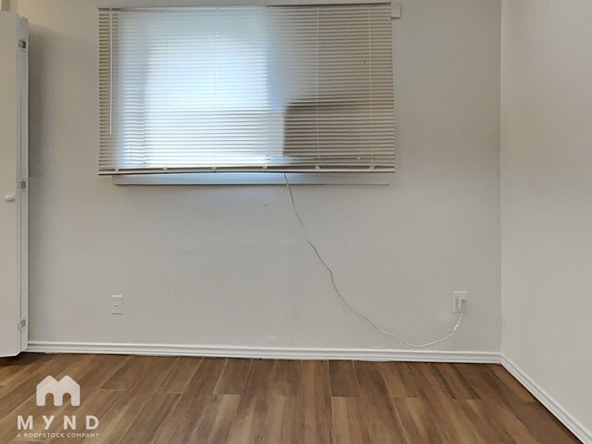 Building Photo - 15218 Wickbriar Dr