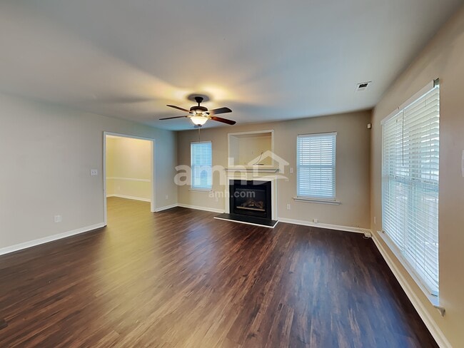 Building Photo - 6017 Spanish Moss Ln