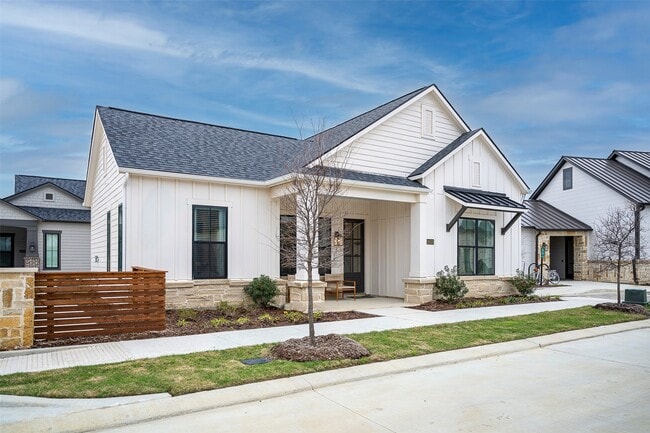Primary Photo - 15042 Gardenberry Ln