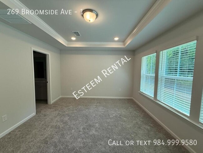Building Photo - 269 Broomside Ave