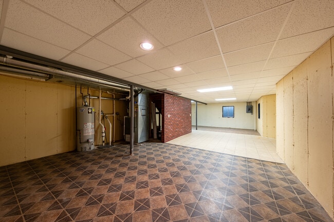 Building Photo - 135 Seton Creek Dr