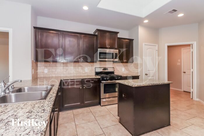 Building Photo - 3035 Darlington Ct