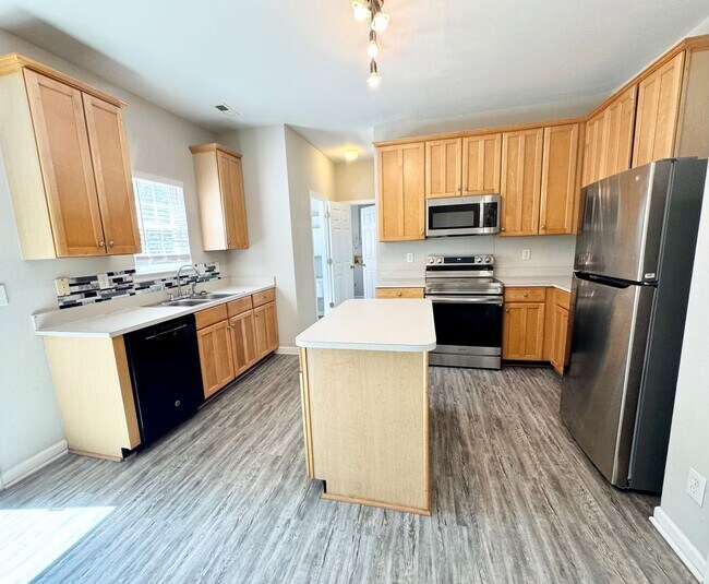 Building Photo - 9413 Thatcher Hall Ct