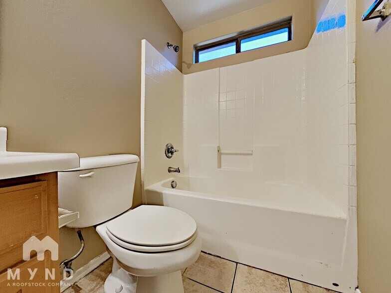 Building Photo - 24484 N Shelton Way