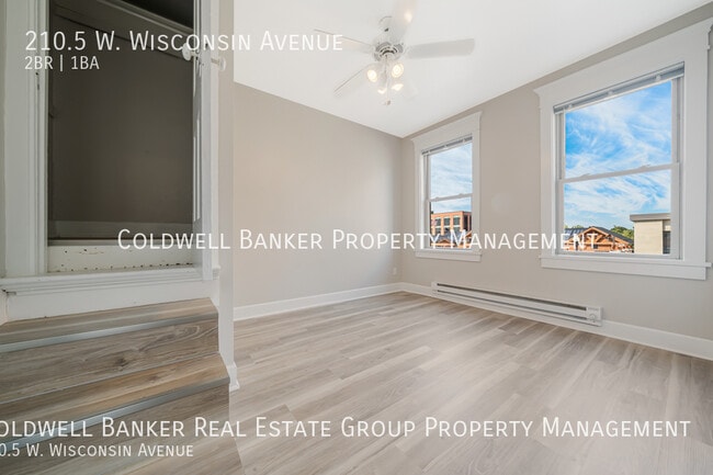 Building Photo - 210.5 W Wisconsin Ave